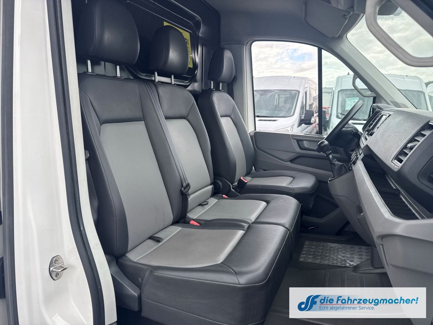 Fahrzeugabbildung Volkswagen Crafter Kasten 35 L2H2Glastransporte KAMERA PDCv