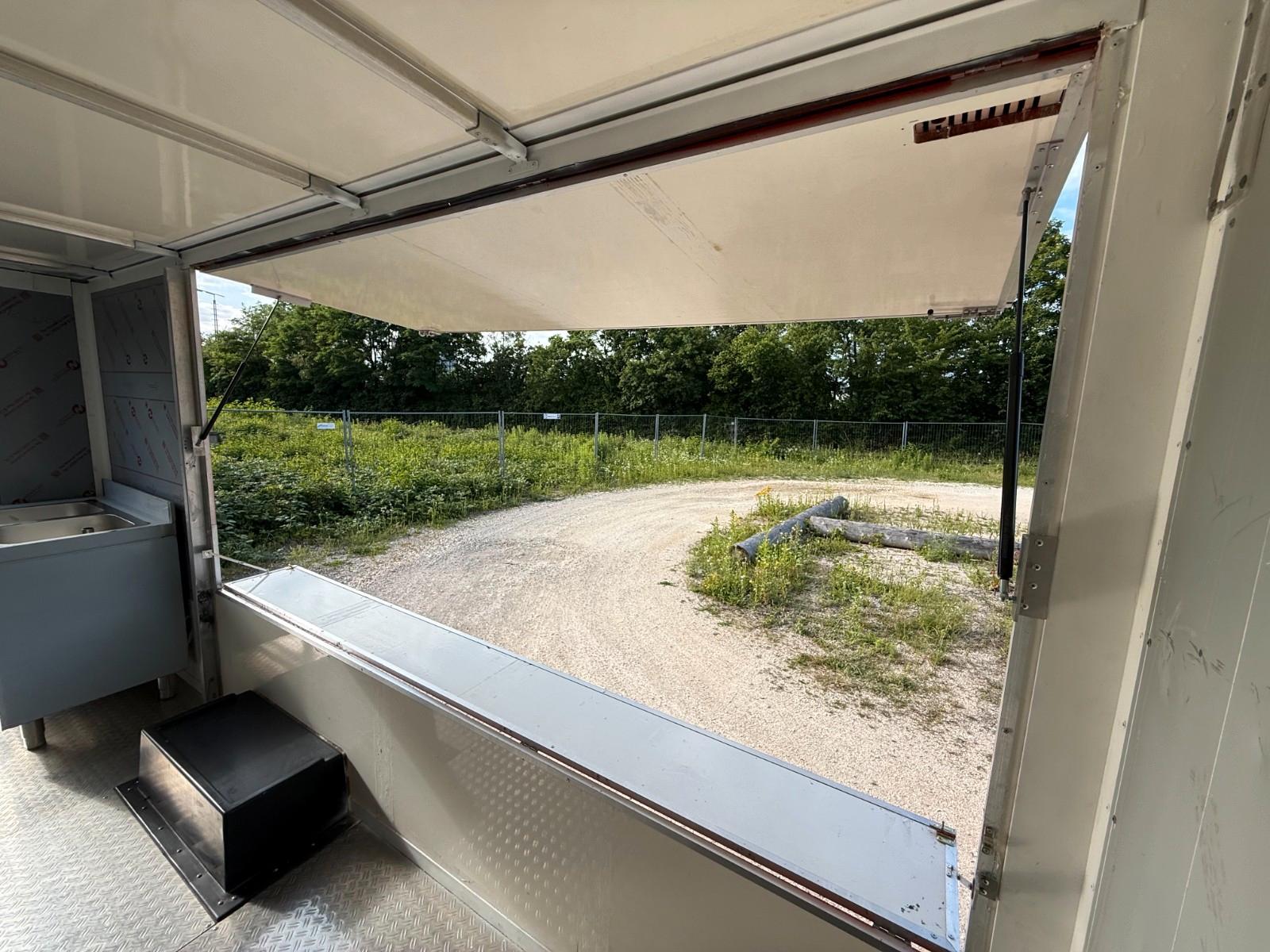 Iveco Han Foodtruck & Imbisswagen & Verkaufswagen