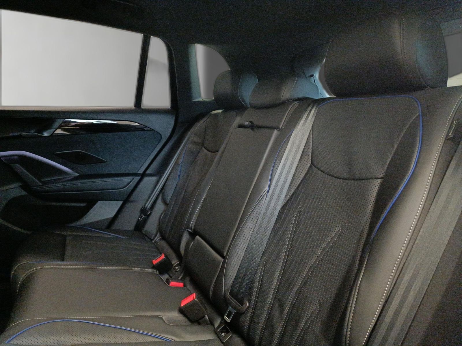 Volkswagen Tiguan - Bild 17