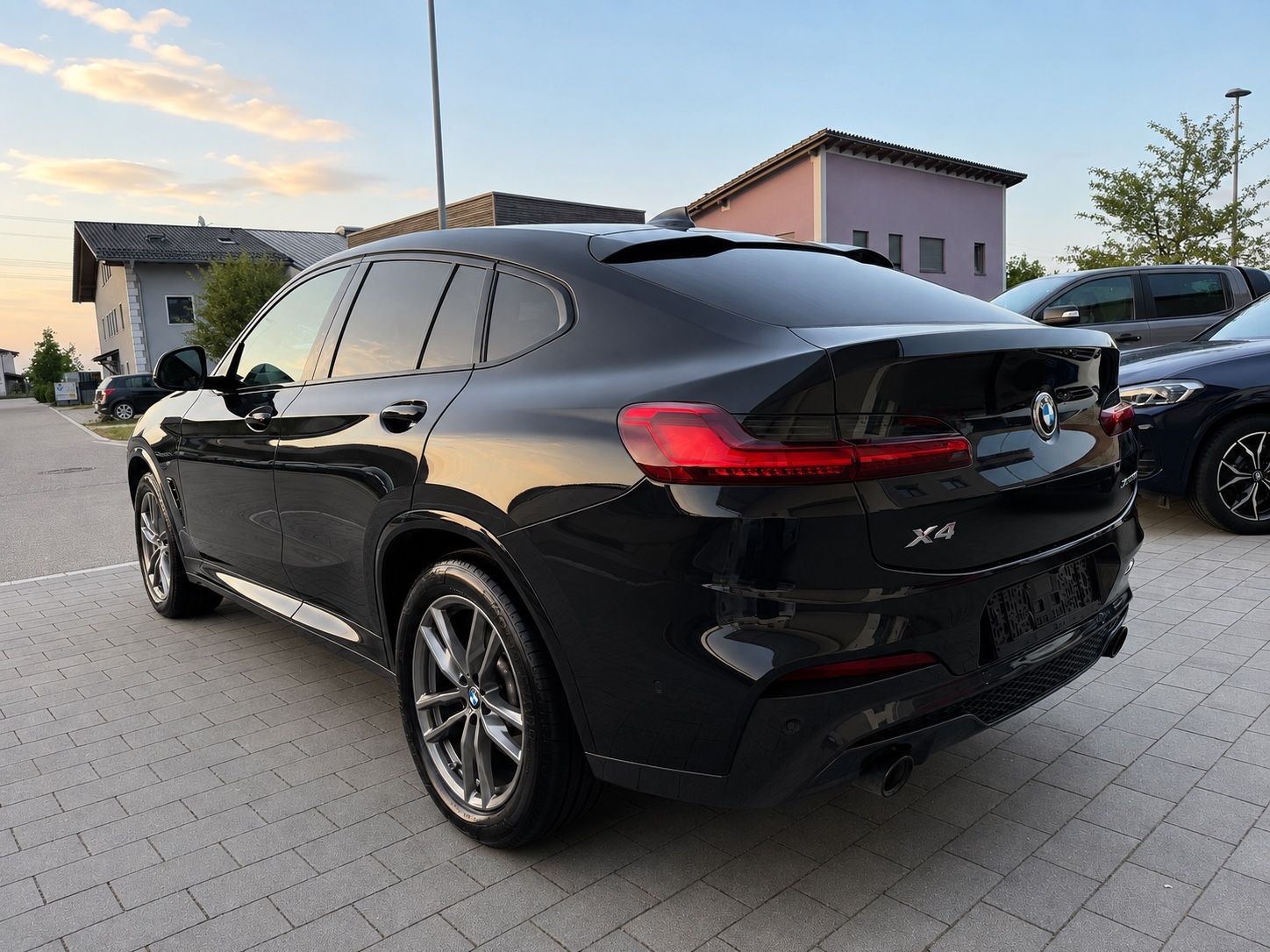 BMW X4 xDrive 30 i M Sport HUD LED LEDER 1.Hd foto 3
