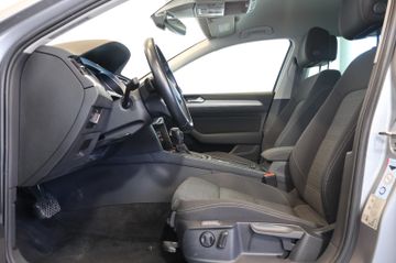 Volkswagen Passat 2.0 TDI Business CARPLAY+ACC+LED+AHK