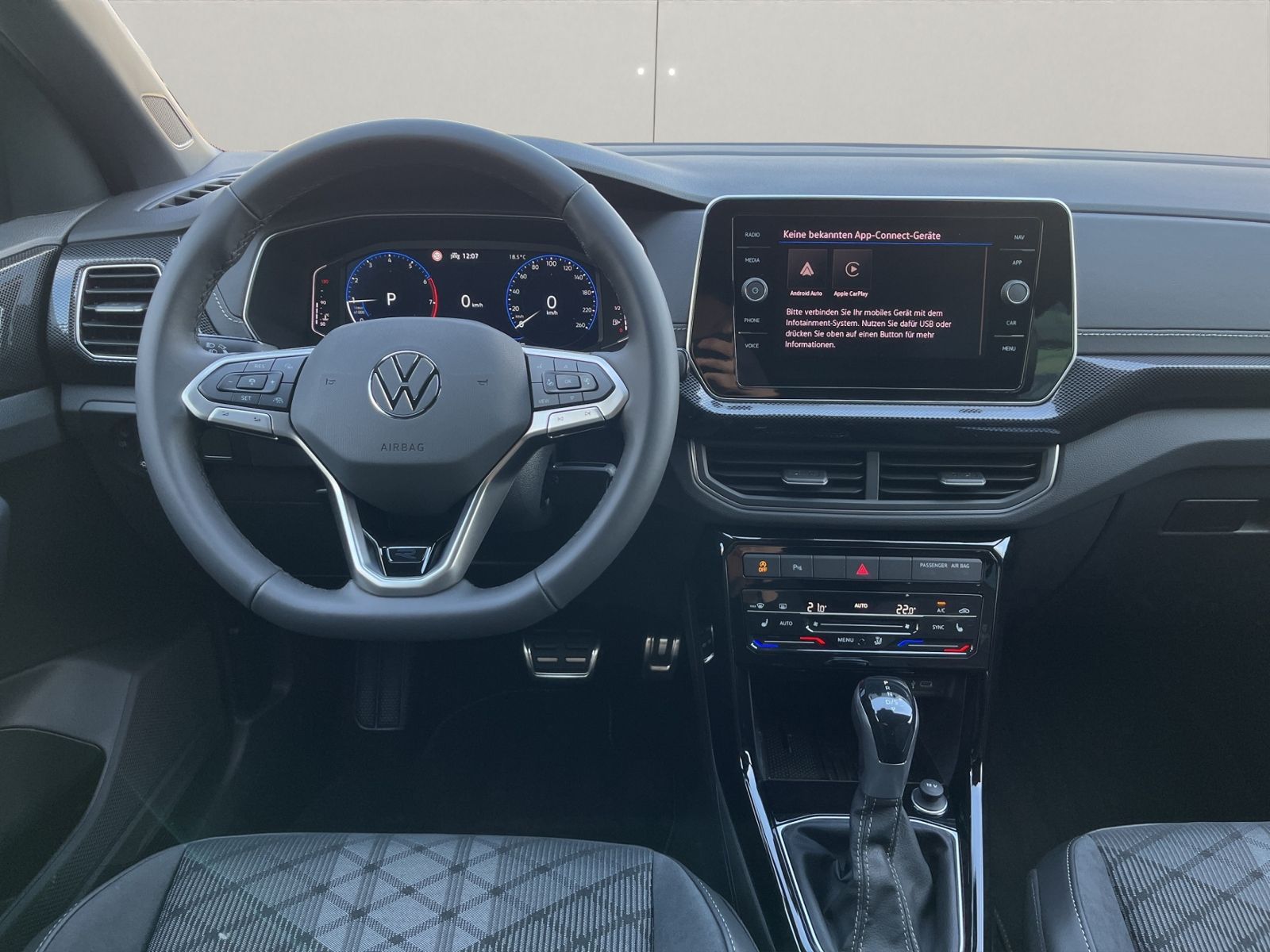 Volkswagen T-Cross - Bild 12