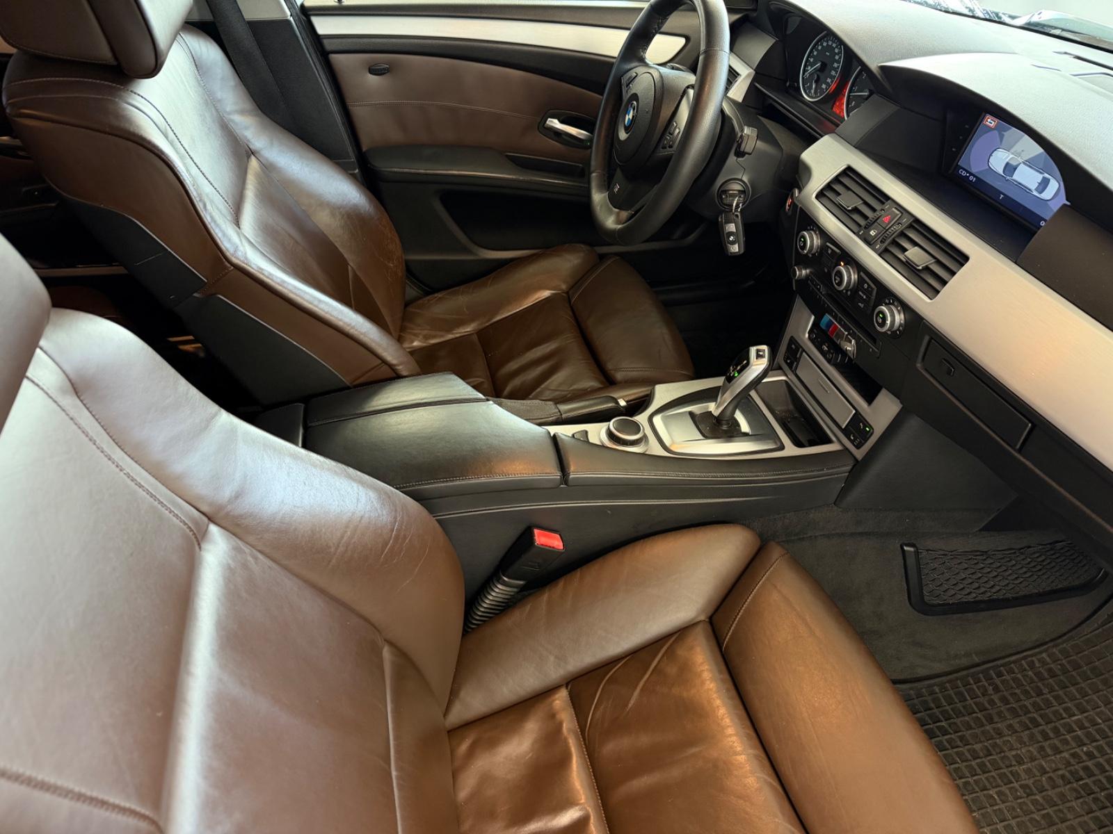 BMW 530i M SPORT 272CH