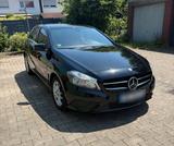 Mercedes-Benz Mercedes A 180 Automatik - Mercedes-Benz A 180