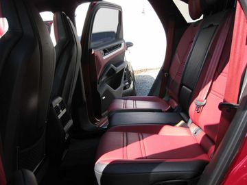 Porsche Cayenne - 11