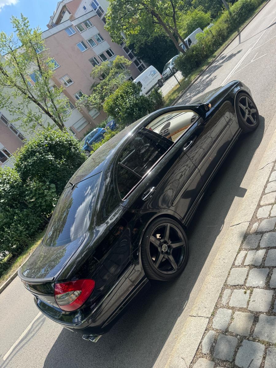 Mercedes-Benz E 500