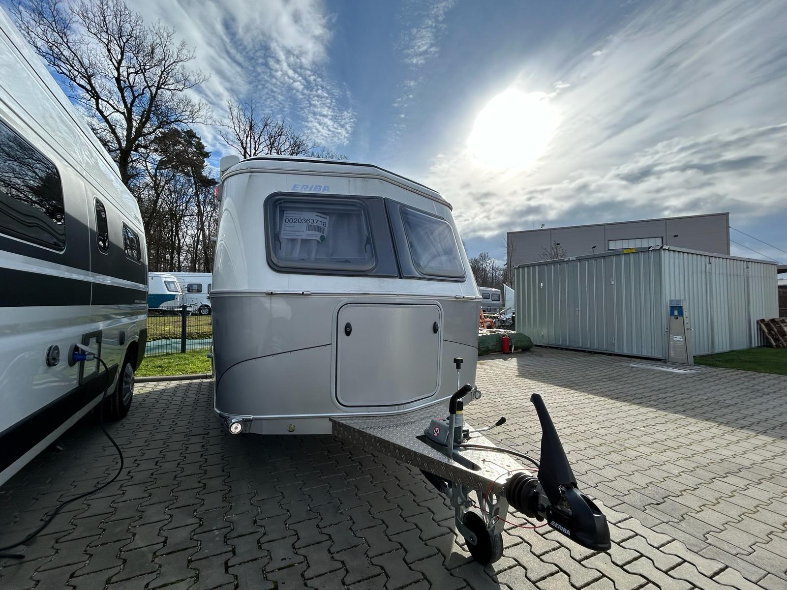 HYMER / ERIBA / HYMERCAR Eriba Touring 530 Urban/Autark/Markise