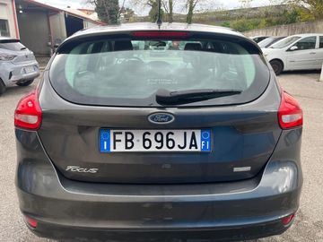 Ford Focus - 9
