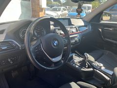 118 d Sport Line  Sitzh. Navi  LED