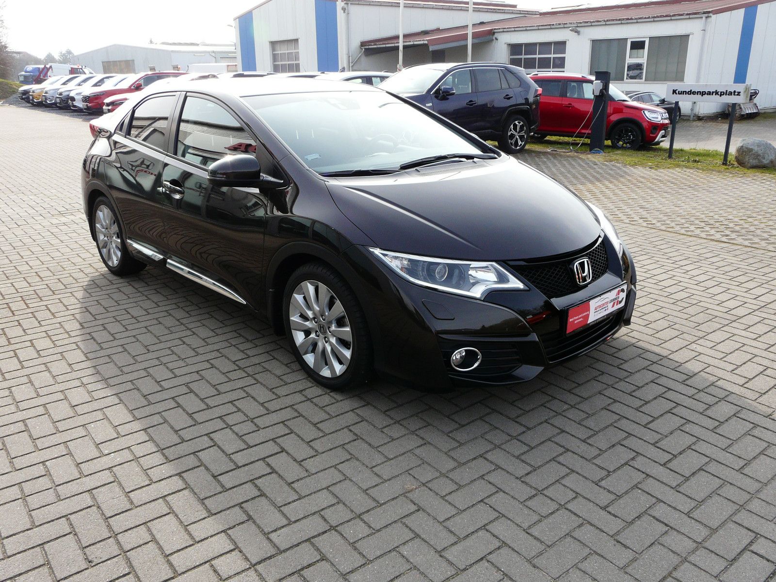 Fahrzeugabbildung Honda Civic 1.8 Elegance