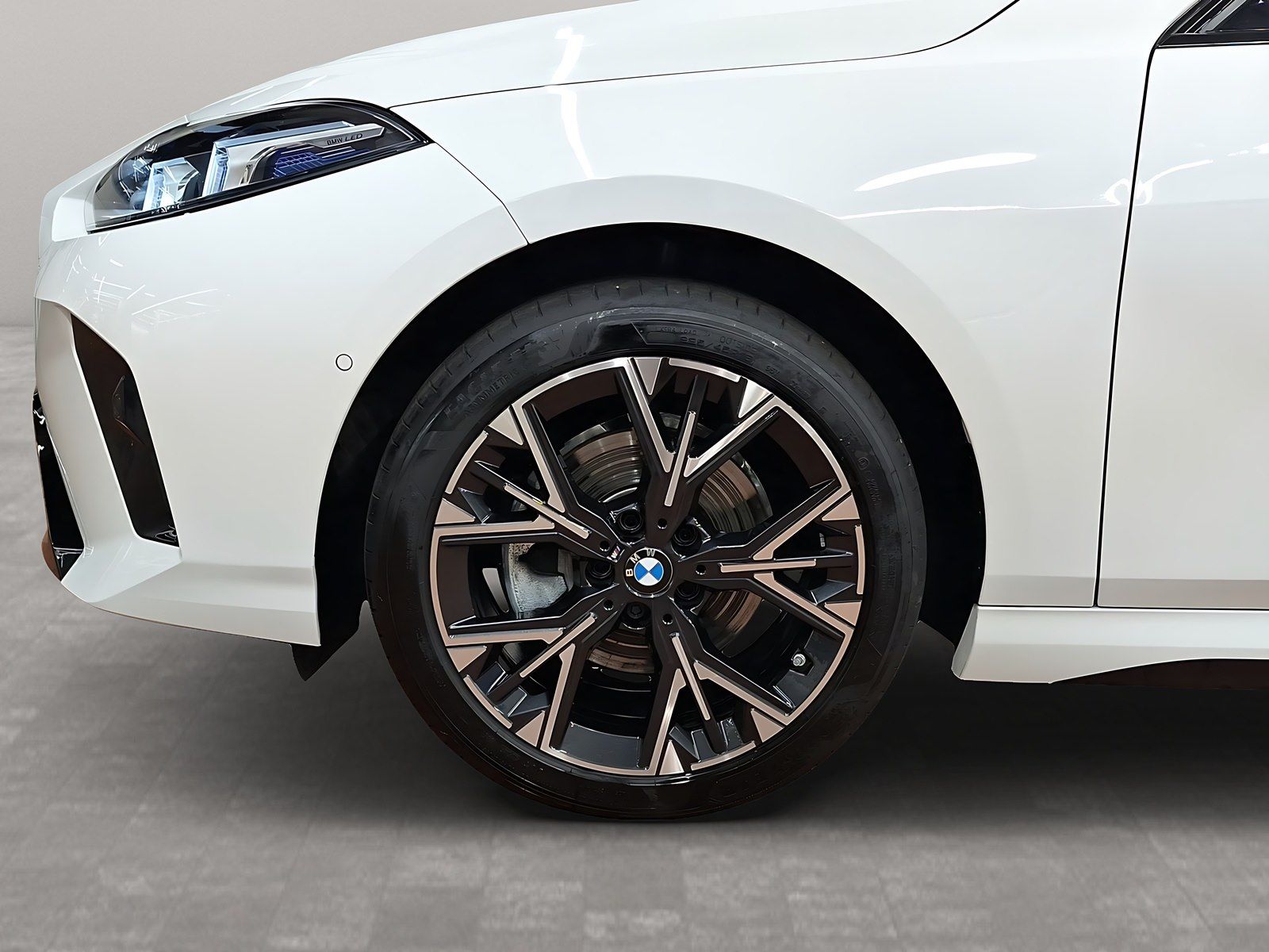 BMW 120 - Bild 9