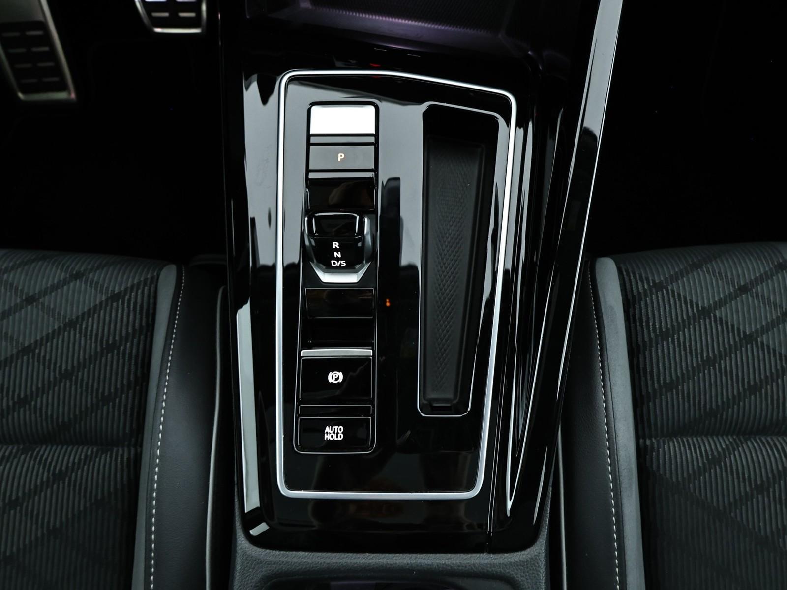 Volkswagen Golf VIII 2.0 TDI R-Line Navi Kamera, миниатюра 13