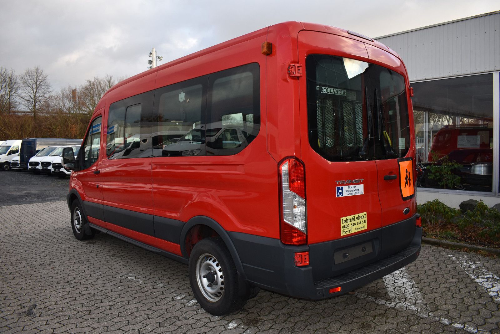 Fahrzeugabbildung Ford Transit Kombi 350 L3 Behindertengerecht *4394