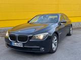 BMW 740d TüvNeu Top Ausstattung Scheckheft  - BMW 7er Reihe in Wuppertal