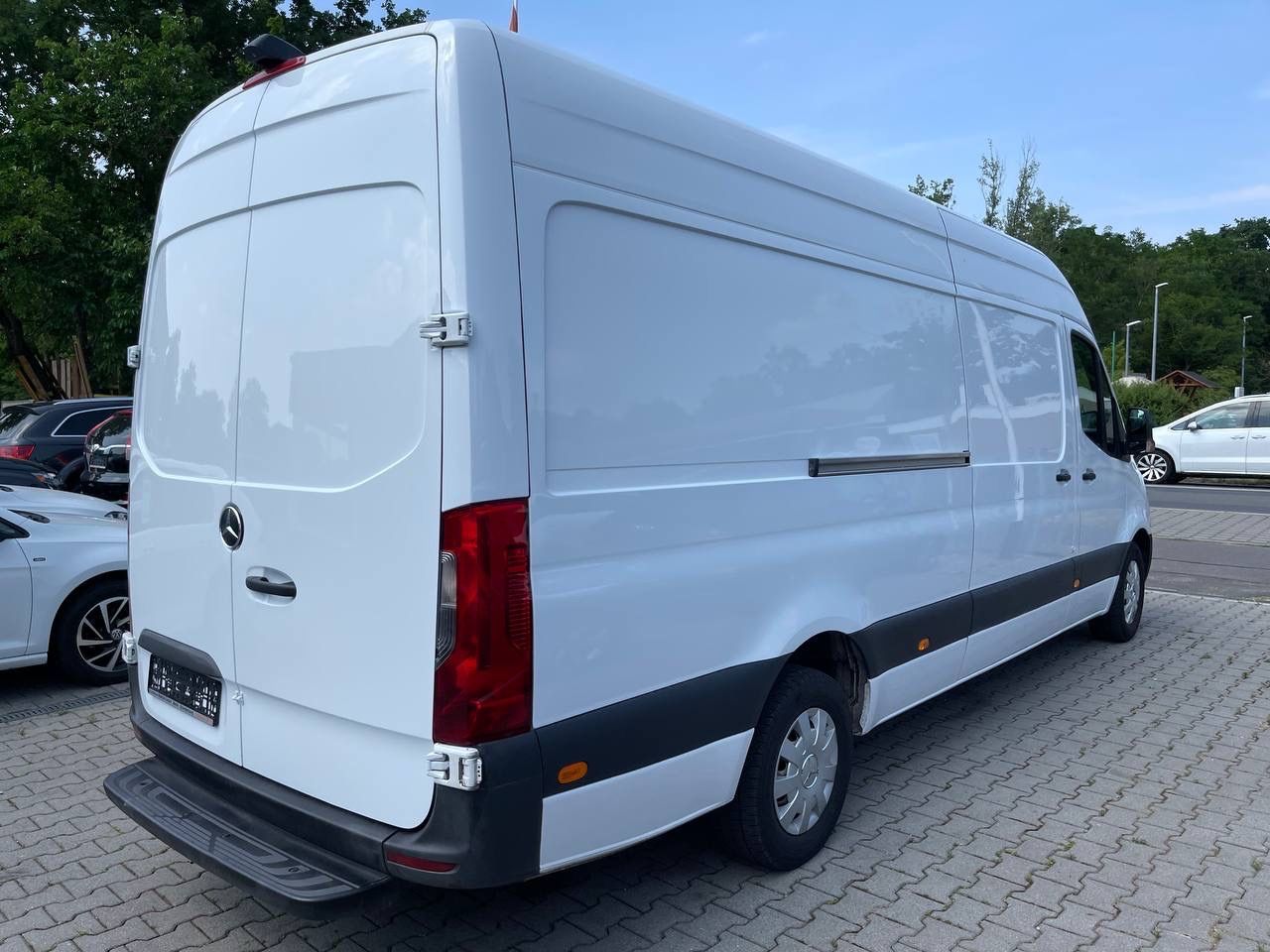 Fahrzeugabbildung Mercedes-Benz Sprinter 317 CDI L3H2 *Klima*Kamera*Tempomat*