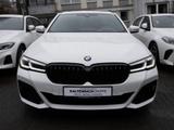 BMW 520d Touring xDrive M-Sport PANO HUD LED W-LAN - BMW 520: D