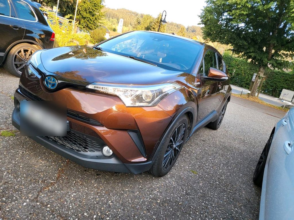 Image of Toyota C-HR