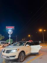 Ford Lincoln MKX 2,7 EcoBoost - Ford Bronco