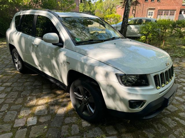 Jeep Compass 2 Liter, viele neuteile