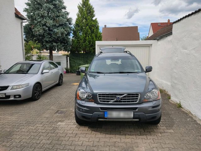 Volvo xc90 3.2benzin 7sitzer  bitte anzeig...