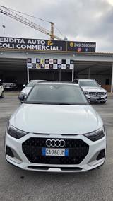 Audi A1 citycarver 30 TFSI S tronic - Audi A1 mit Halbautomatikschaltung