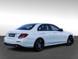 Mercedes-Benz E 200 4MATIC Limousine |AMG|NIGHT|ILS|COMAND|PTS - Mercedes-Benz E 200 mit Benzin-Antrieb: Panorama-Dach, Limousine