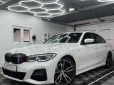 BMW 330 i M SPORT PAKET/LASER/HuD/H&K/eGSD/ACC/DE FZ - BMW 330 Limousine 330i m paket mit Benzin-Antrieb
