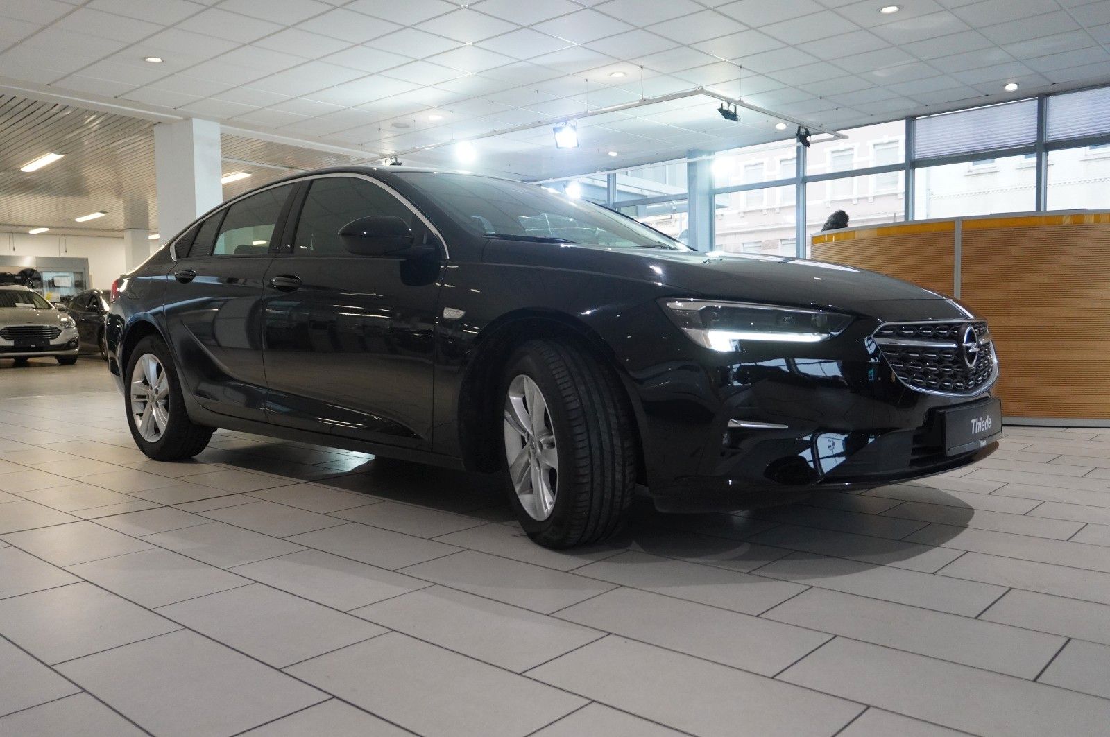 Fahrzeugabbildung Opel Insignia B GS 2.0D ELEGANCE NAVI/OPC/KAMERA/HUD