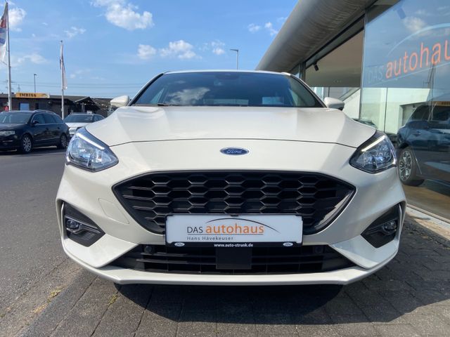 Fahrzeugabbildung Ford Focus Lim. ST-Line X , NAVI+RFK*HEAD-UP*LED*AHK