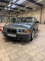 BMW 316i 316i - BMW 316 aus 1994: 316i