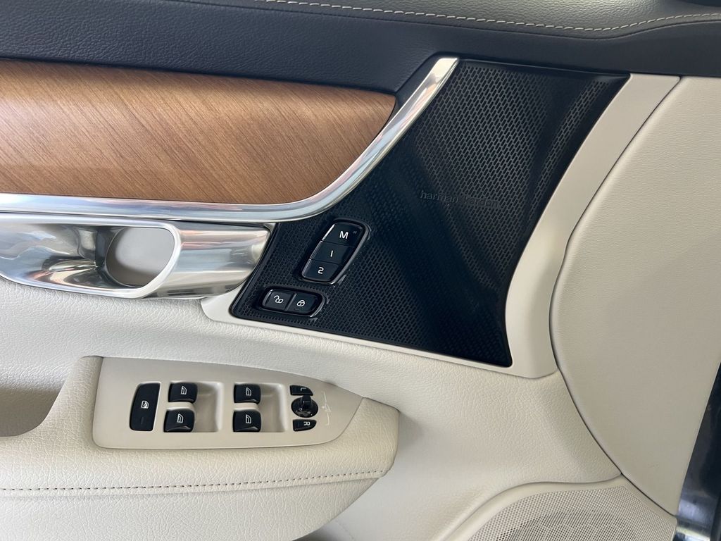 Volvo V90 T8 Inscription AWD HeadUp Pano WinterPro LED