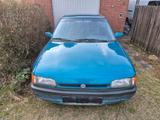 Mazda 323 BG Automatik Export Bastler - Mazda 323 mit Benzin-Antrieb: Limousine, Automatik