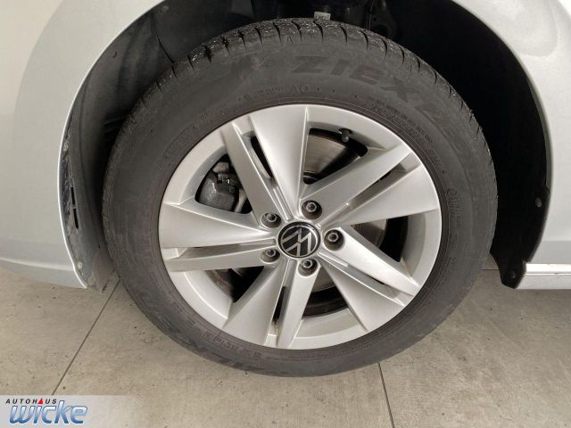 Golf VIII Variant 2.0 TDI Life NAVI KLIMA PDC LE