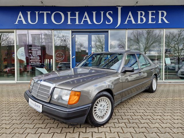 Mercedes-Benz 230 E 1.HD DT.FZG H-ZULASSUNG ROST+UNFALLFREI 1A