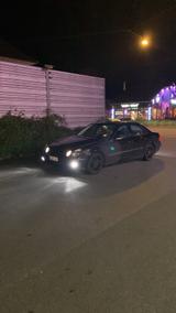 Mercedes-Benz E 320 CDI AVANTGARDE Avantgarde - Mercedes-Benz E 320 in Hannover