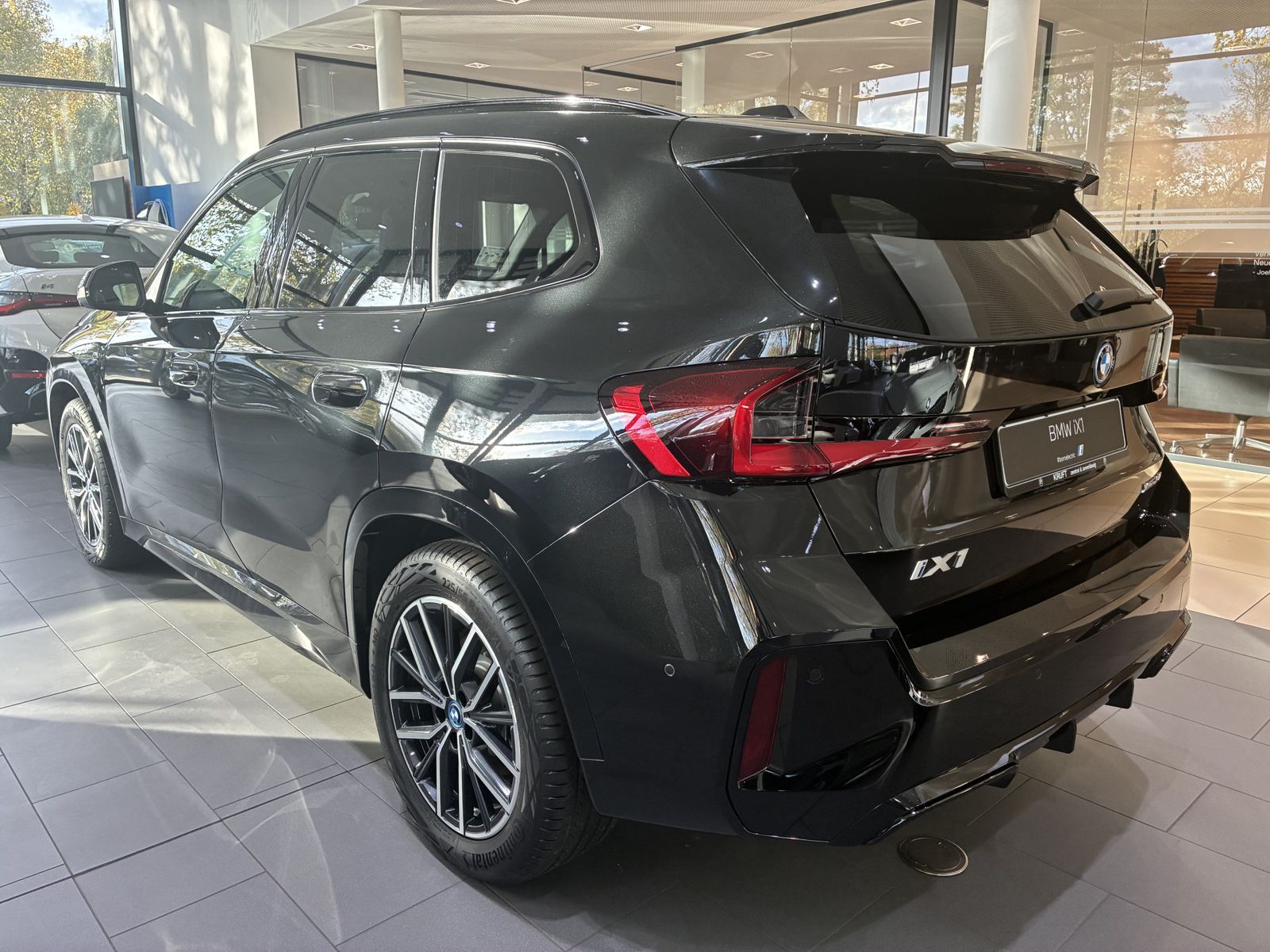 BMW iX1 - Bild 6
