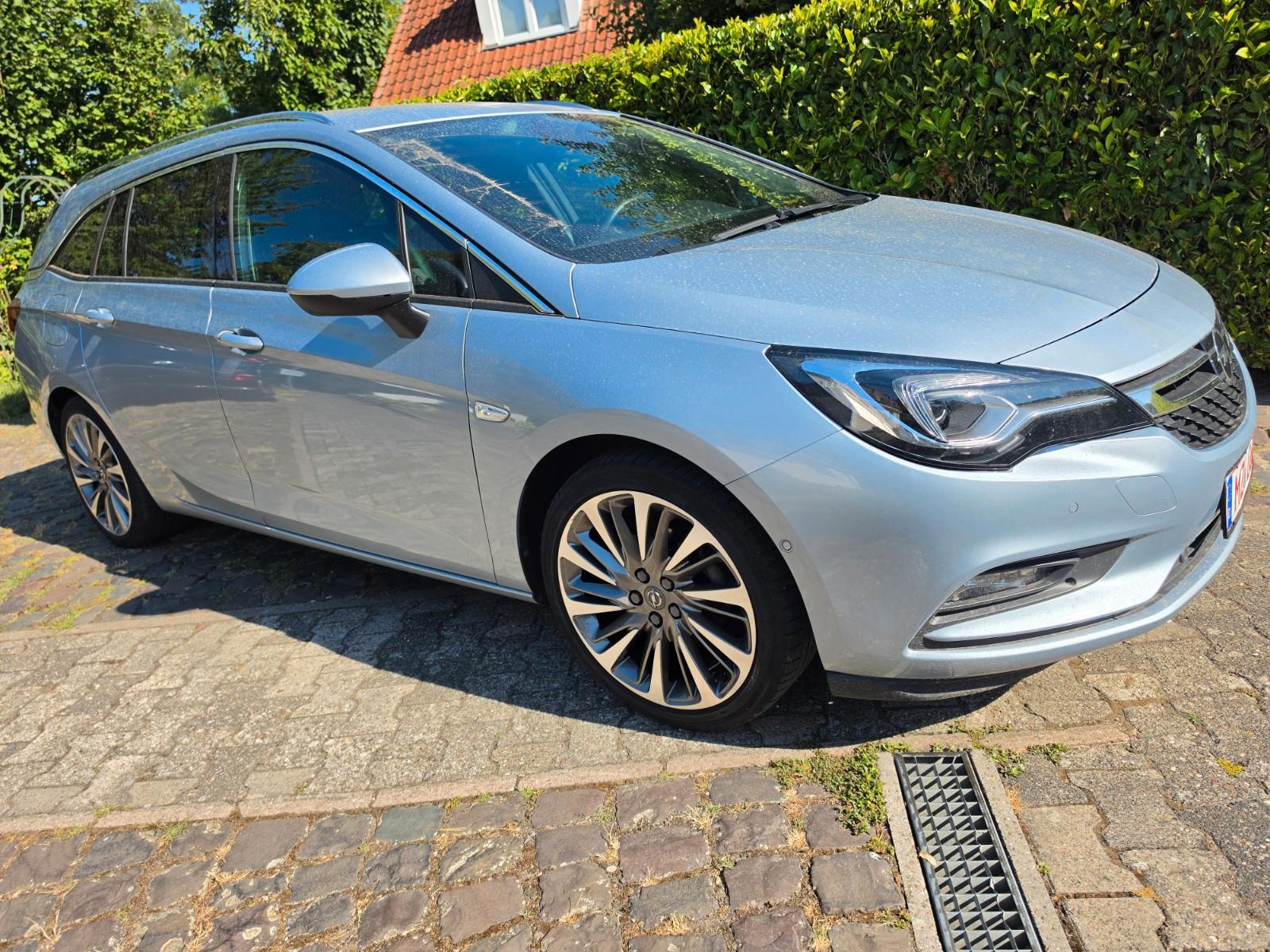 Opel Astra K Ultimate Leder ACC CAM Carplay AHK