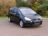 Ford S-Max 2,0 TDCi Titanium # Automatik + Leder  - Ford S-Max in Halle