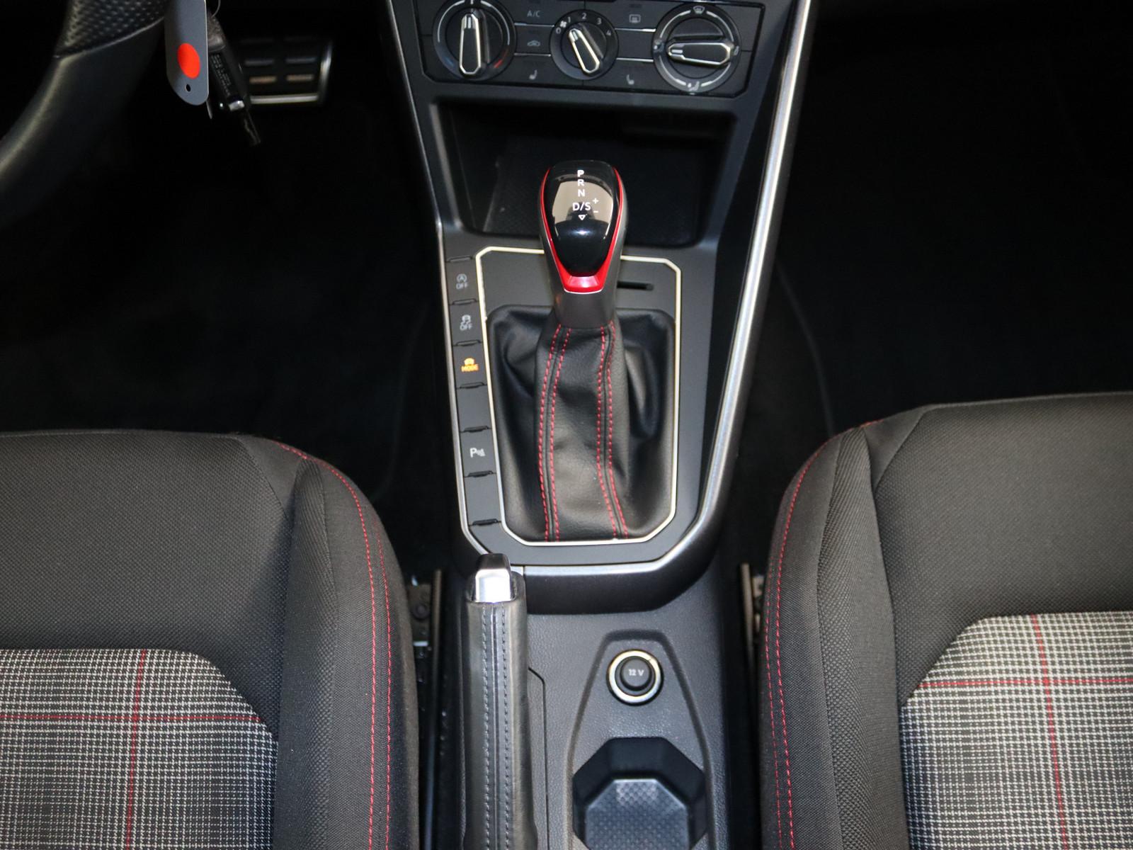 Volkswagen Polo 2.0 TSI GTI MATRIX-LED ACC SHZ PDC KLIMA