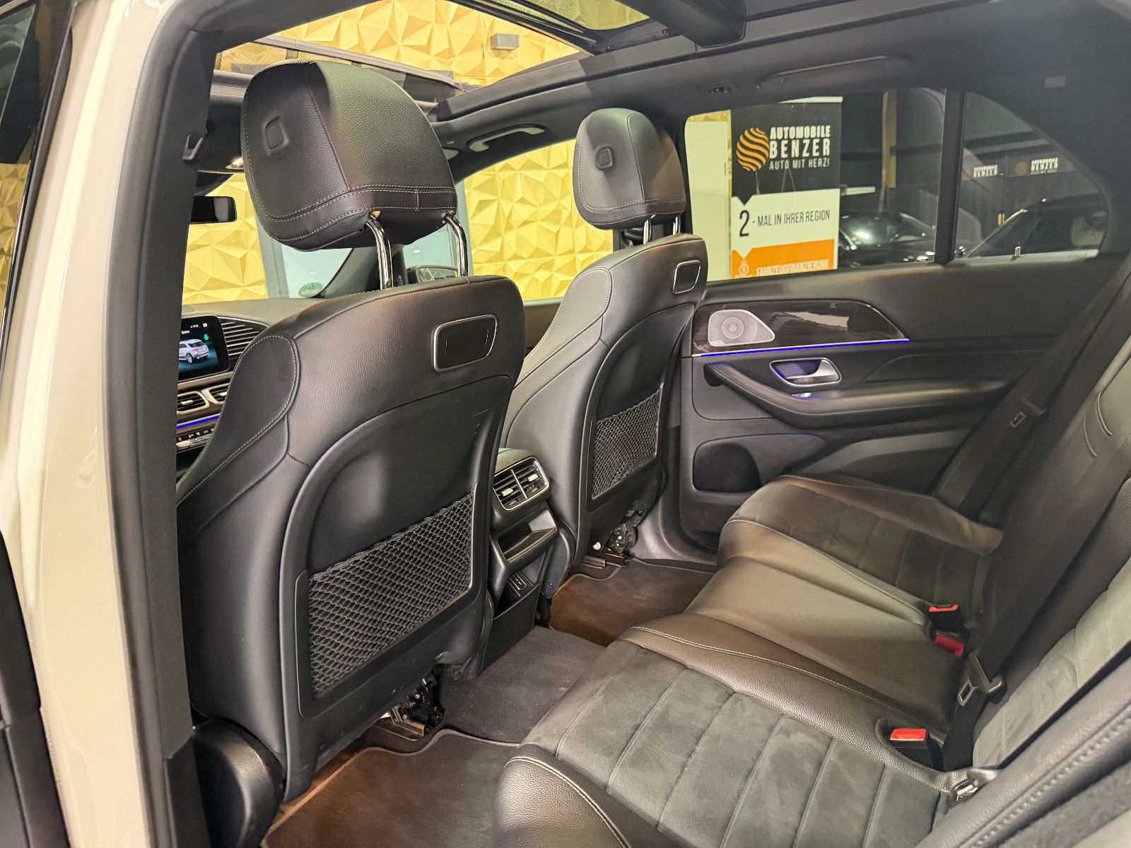 Fahrzeugabbildung Mercedes-Benz GLE 450 /AMG/PANO/BURMESTER/360°/AMBIENTE