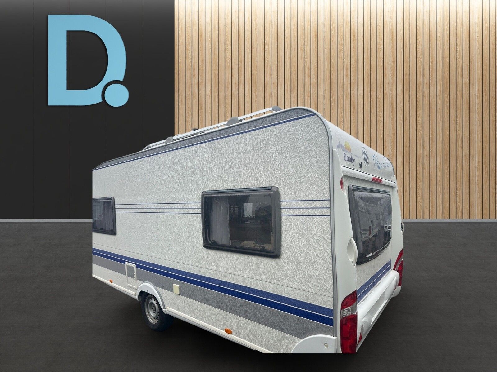 Fahrzeugabbildung Hobby De Luxe 495 UL Fahrradträger,Mover,Einzelbetten