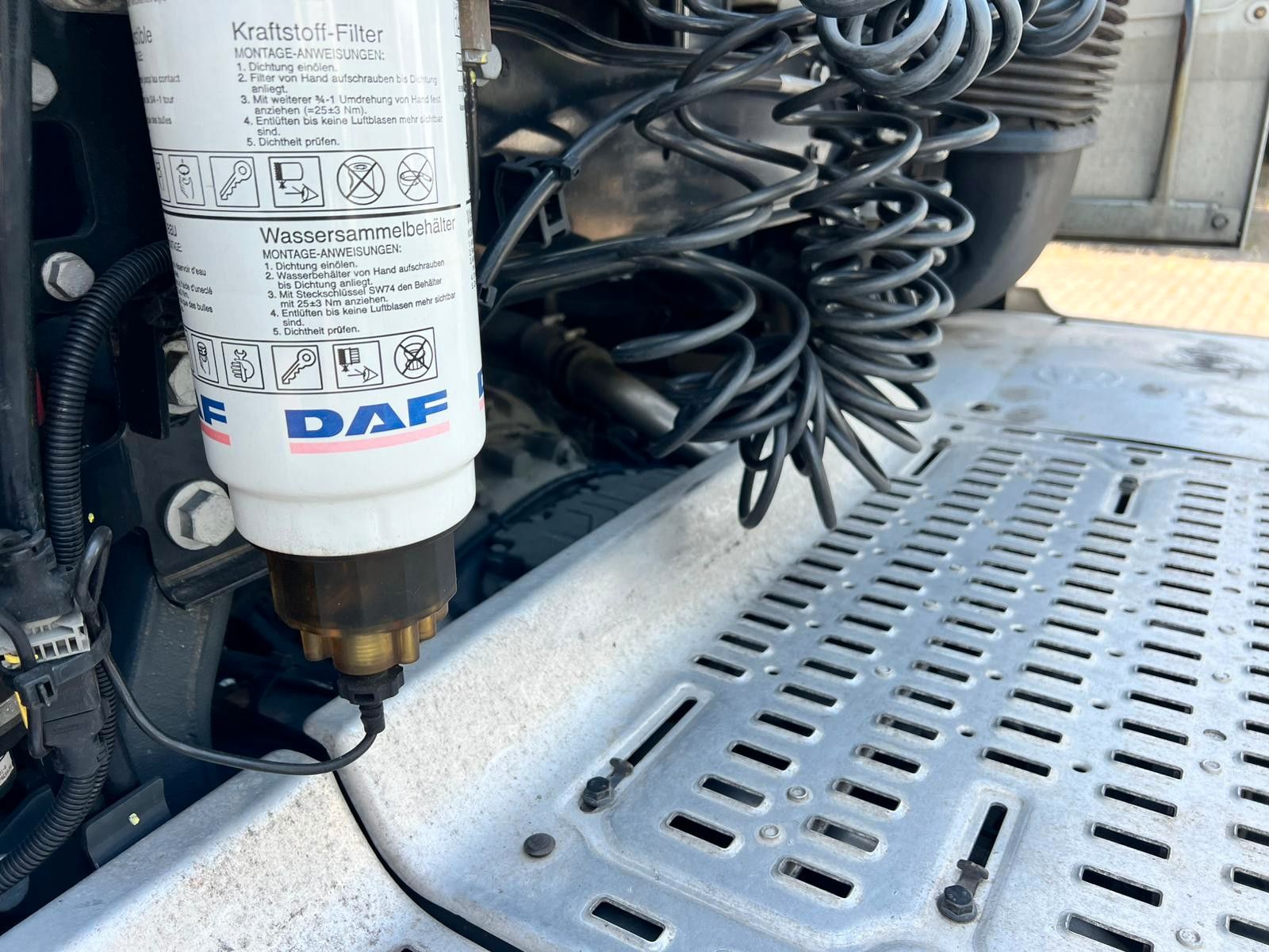 Fahrzeugabbildung DAF 5 x XF 480 FT SSC, Intarder, Bj. 2023