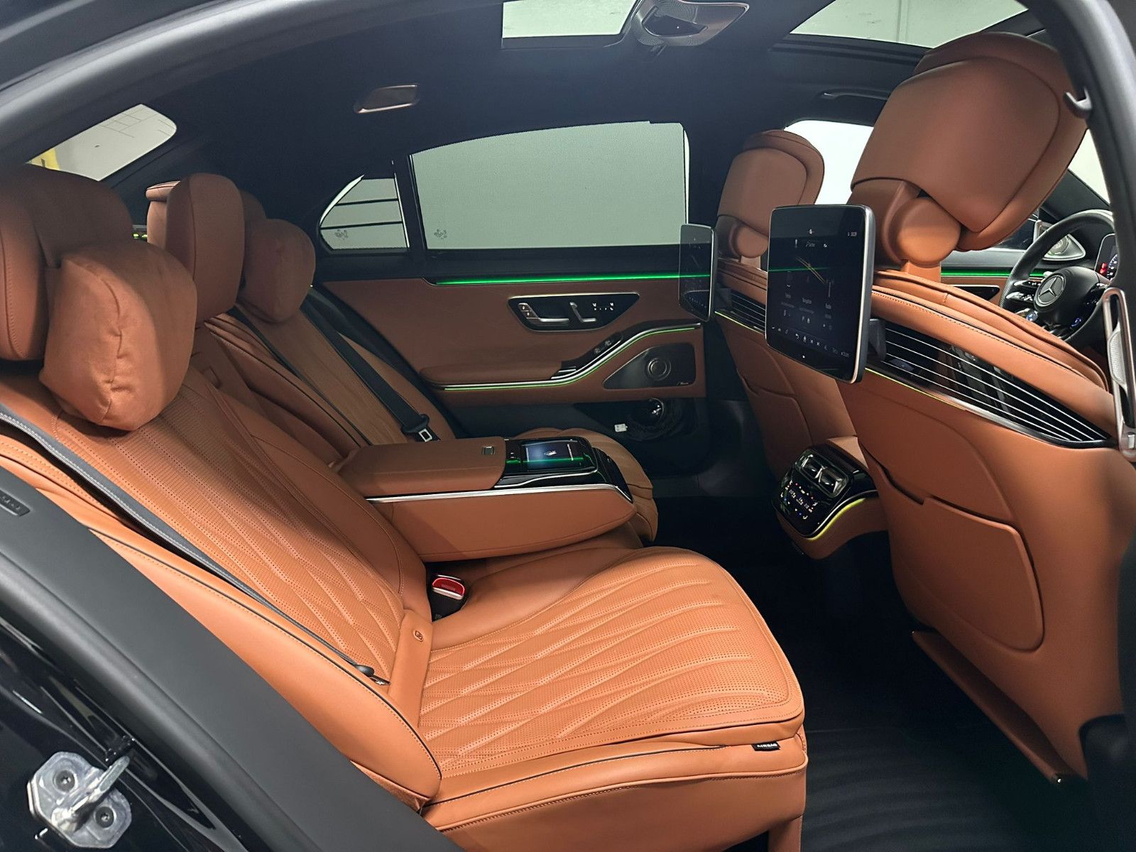 Fahrzeugabbildung Mercedes-Benz S 63 E Performance L *KERAMIK*TV*CARBON*4D*