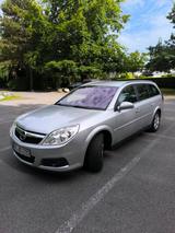 Opel Verkaufe Opel Vectra mit 1.9 Diesel Automatik - Opel Vectra mit Diesel-Antrieb: 1.9