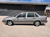 Volvo 850 T-5 - Volvo 850 mit Benzin-Antrieb: Limousine