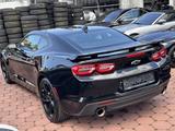 Chevrolet Camaro 6.2 V8 ZL1 LEDER CARPLAY KEYLESS - Chevrolet Camaro: Leder