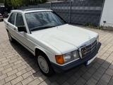 Mercedes-Benz 190E Automatik Schiebed. ZV erste Serie rostfrei - Mercedes-Benz 190 in Mainz