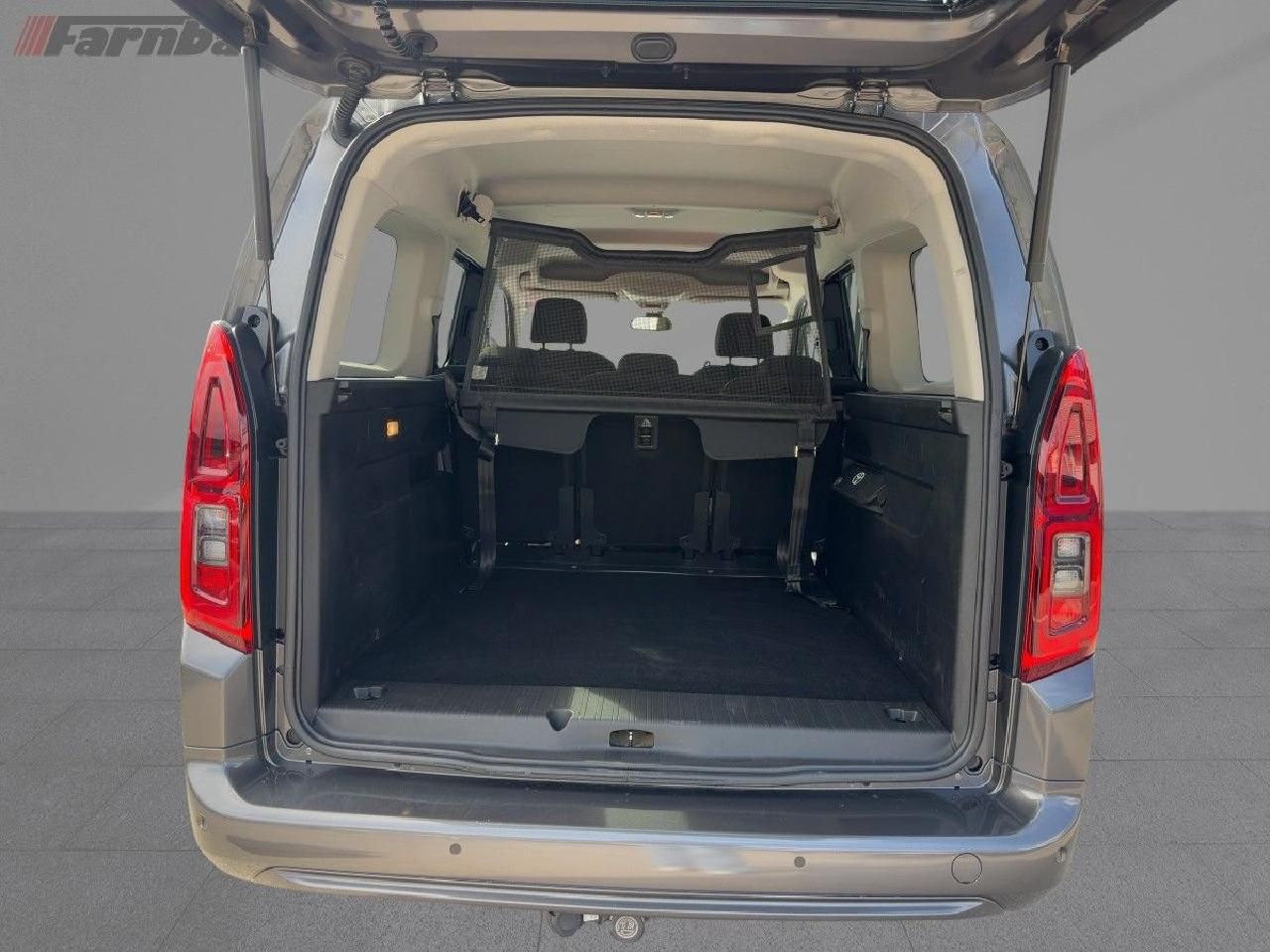 Fahrzeugabbildung Toyota Proace City Verso L2 1,2 Team D *AHK + Comfortp.