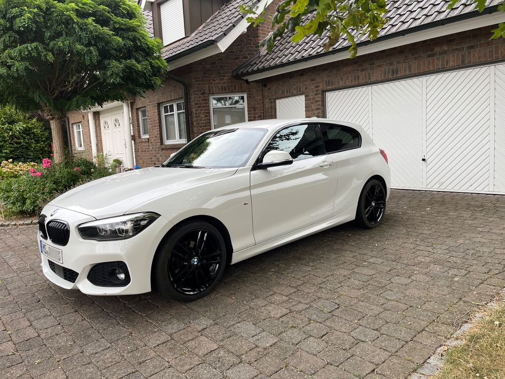 Image of BMW 120