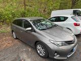 Toyota Auris Touring Sports 2,0-l-D-4D - Toyota Auris Touring Sports aus 2014